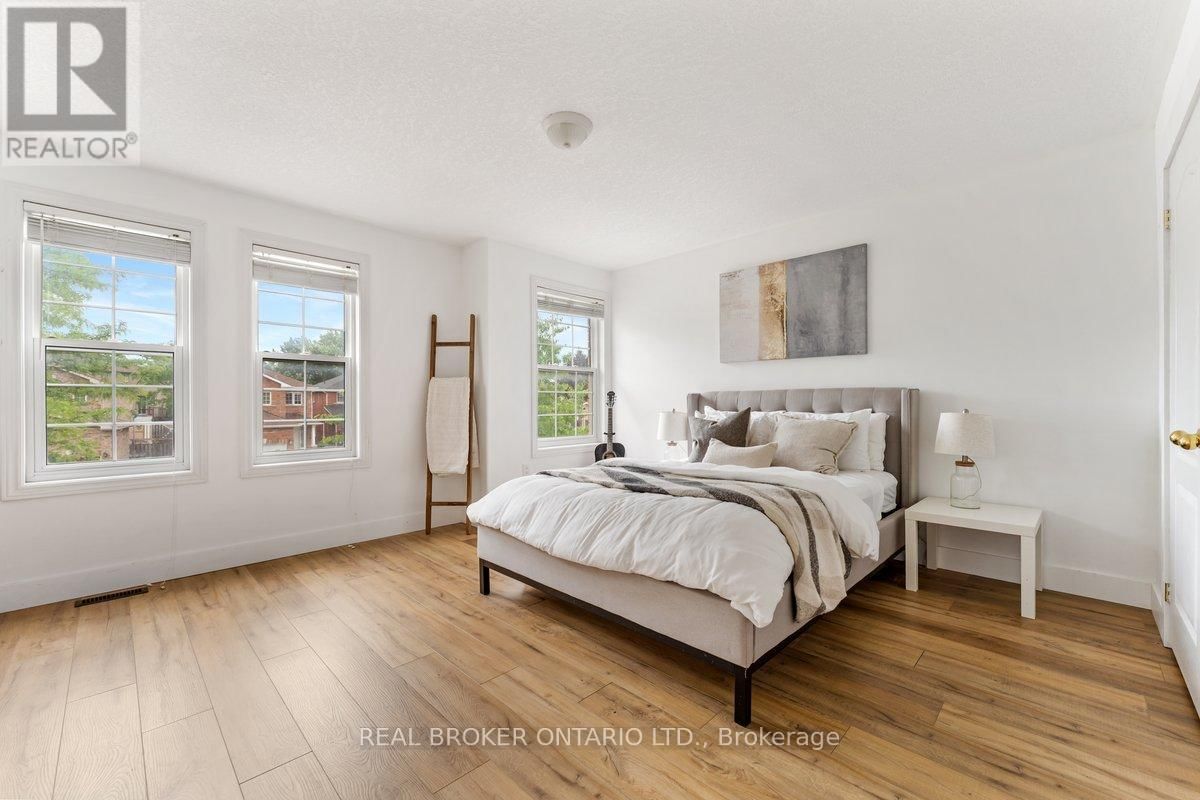 16 BUCHANAN DRIVE Image 21