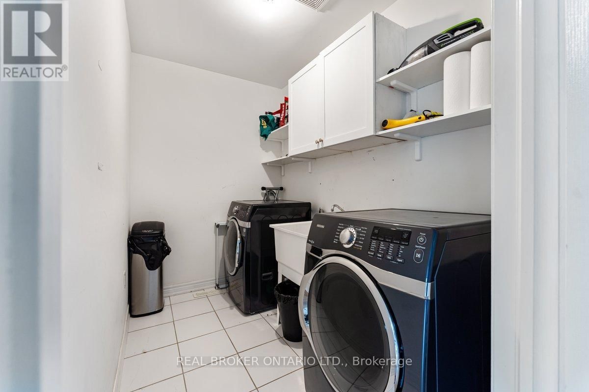 16 BUCHANAN DRIVE Image 25