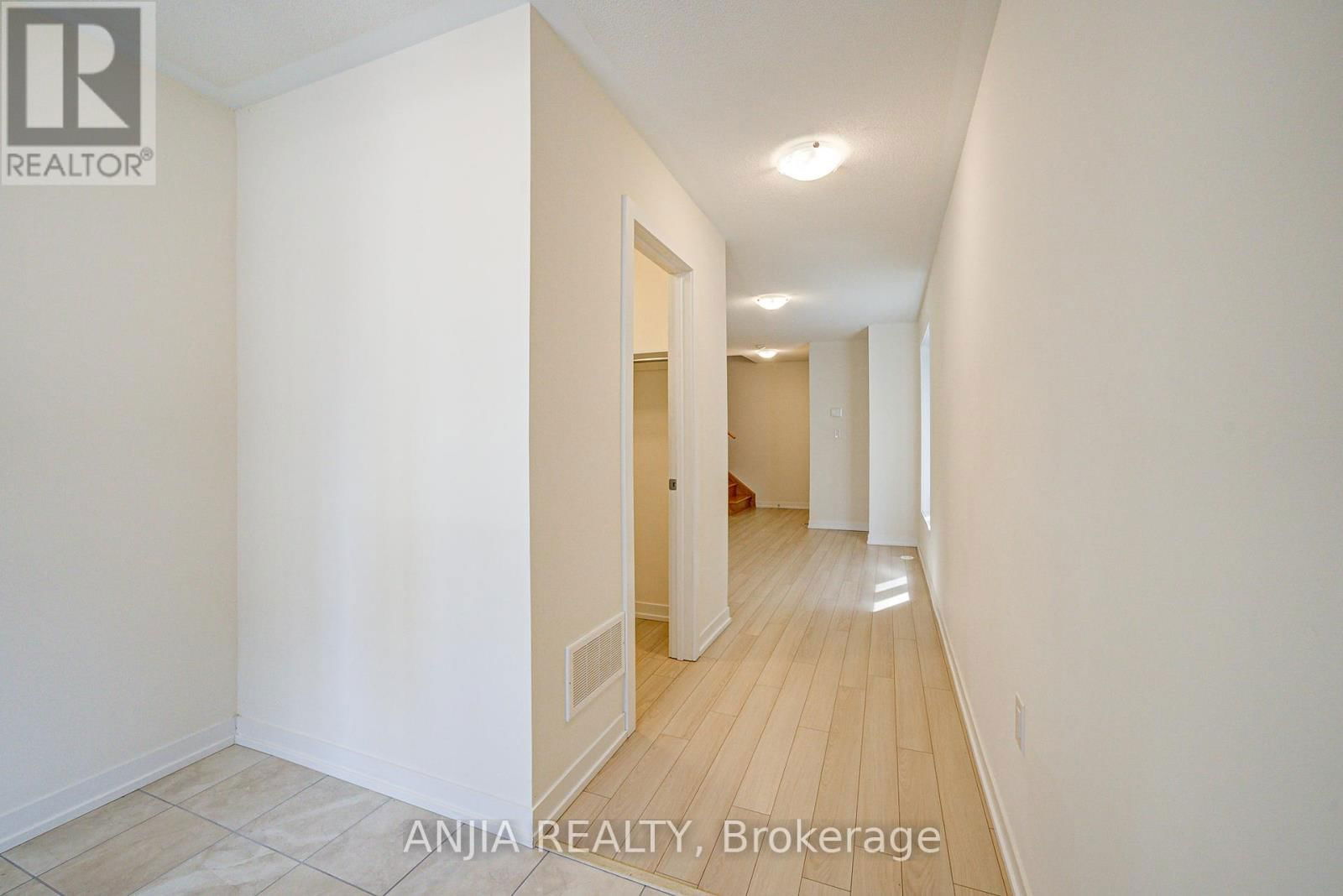 14 RILEY REED LANE Image 8