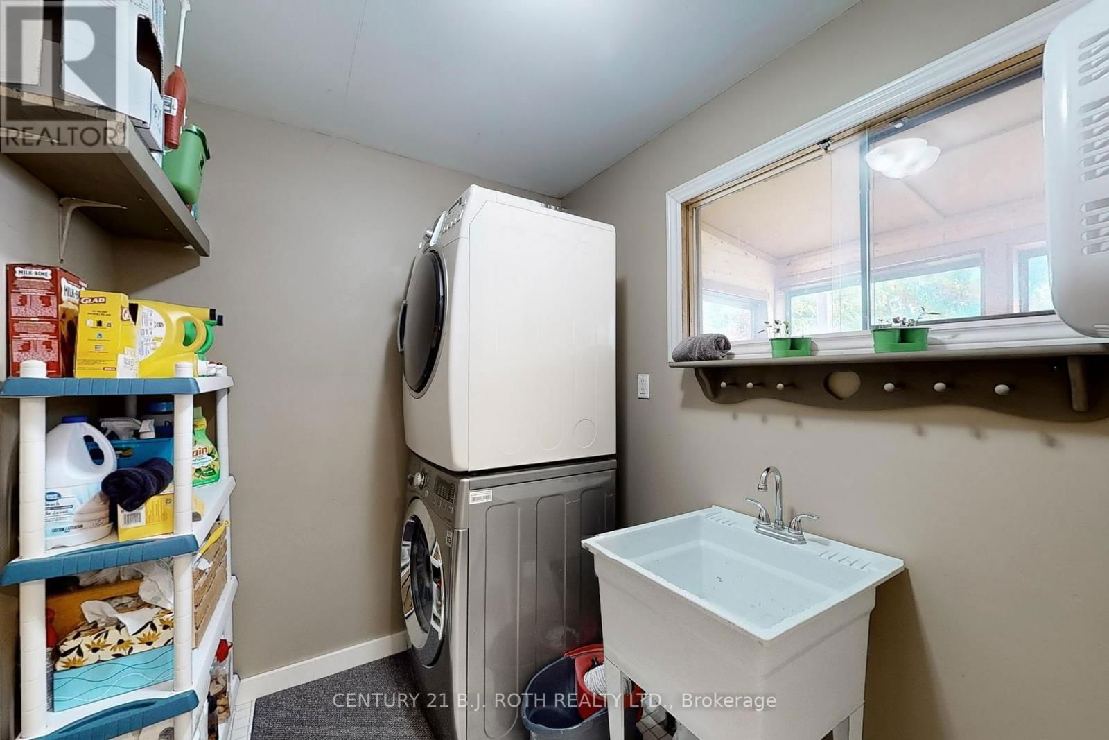 3948 ALDERLY AVENUE Image 18