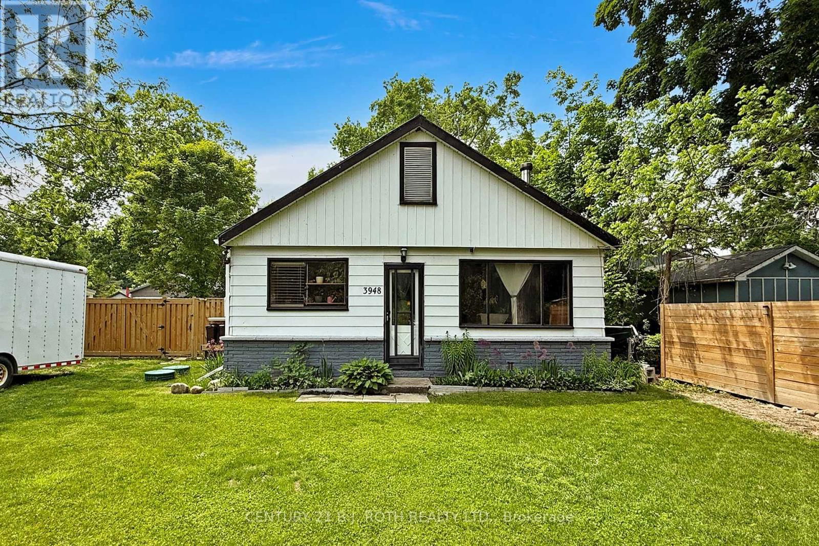 3948 ALDERLY AVENUE Image 2