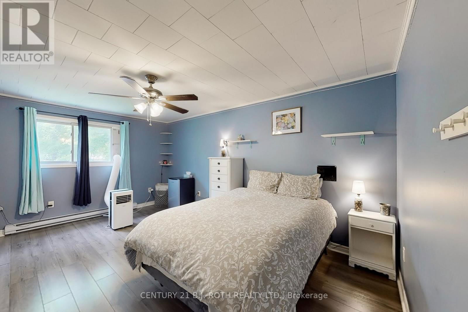3948 ALDERLY AVENUE Image 22