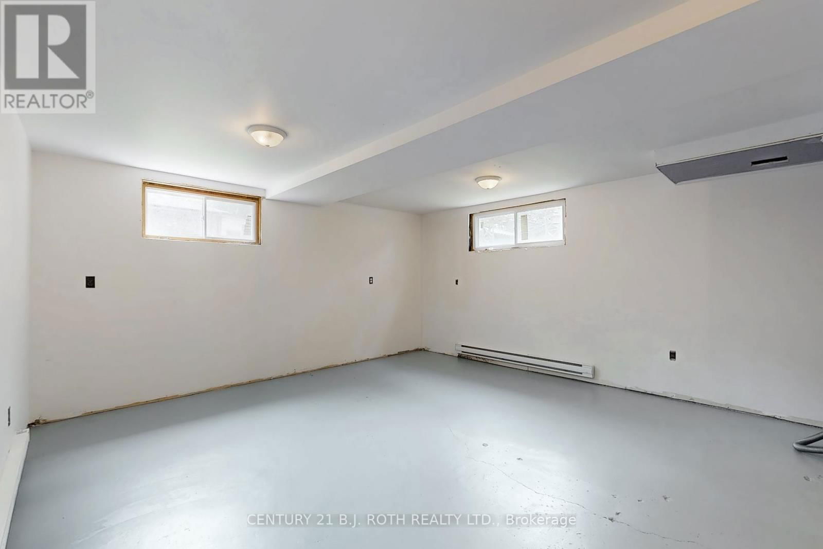 3948 ALDERLY AVENUE Image 27