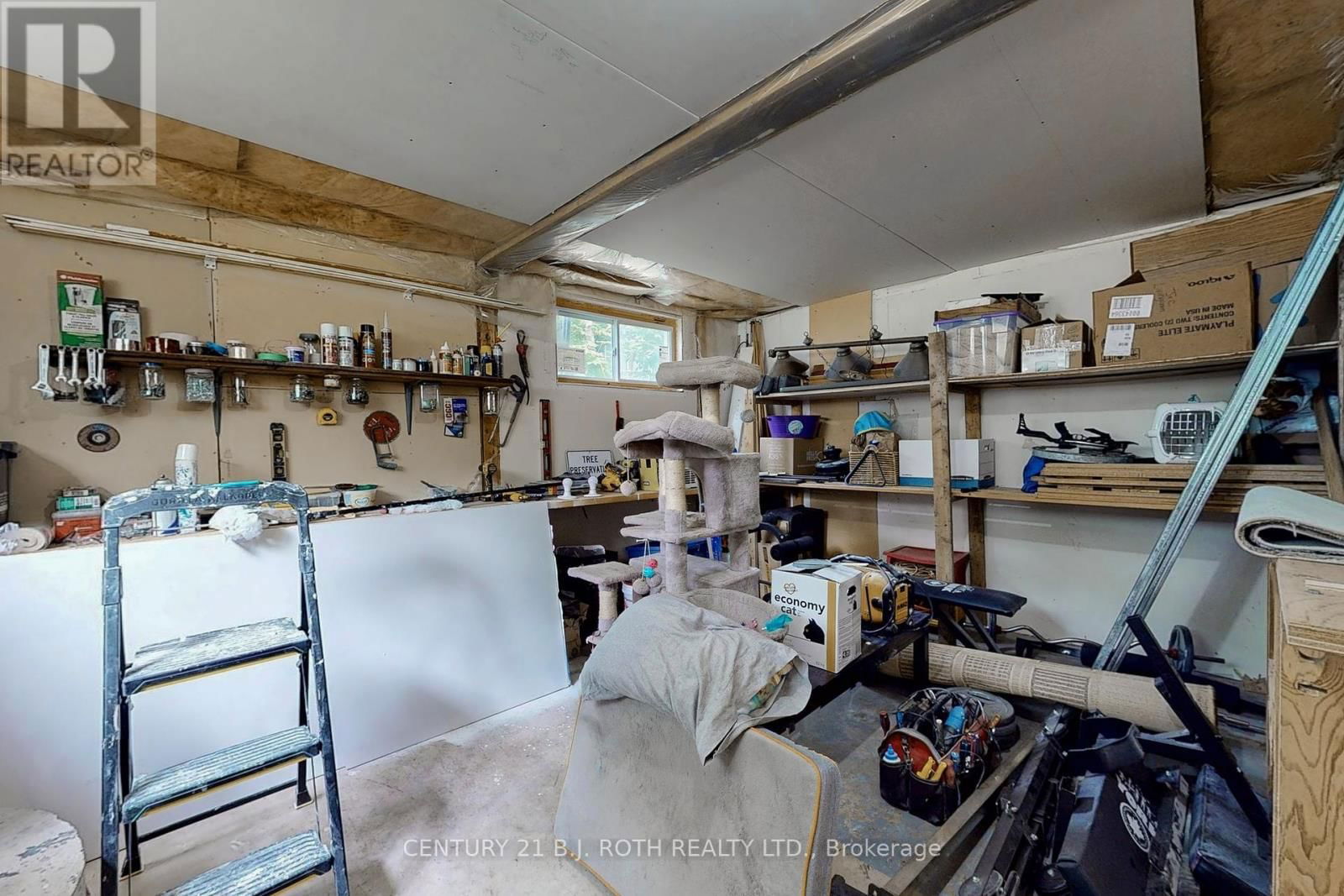 3948 ALDERLY AVENUE Image 29