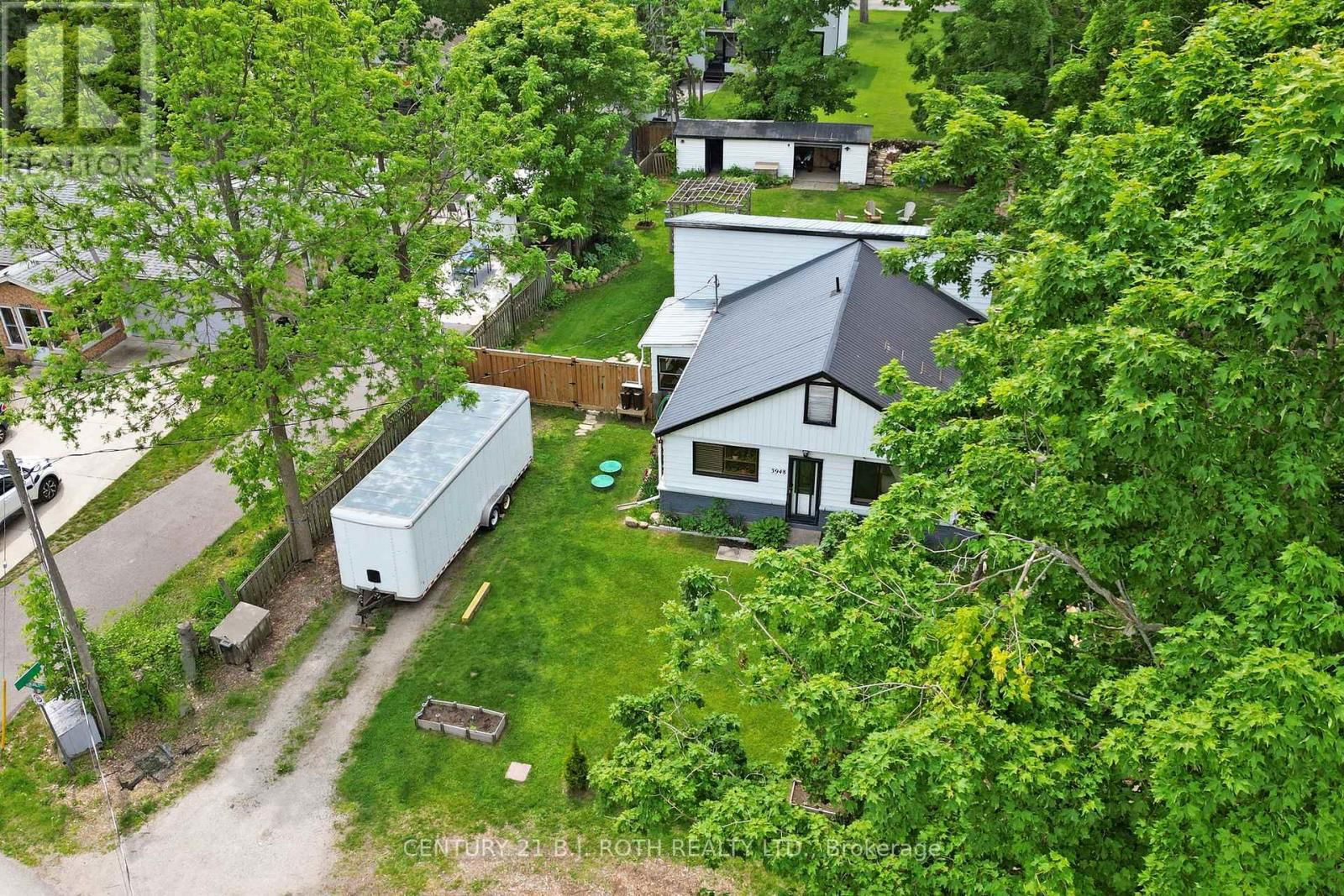 3948 ALDERLY AVENUE Image 44