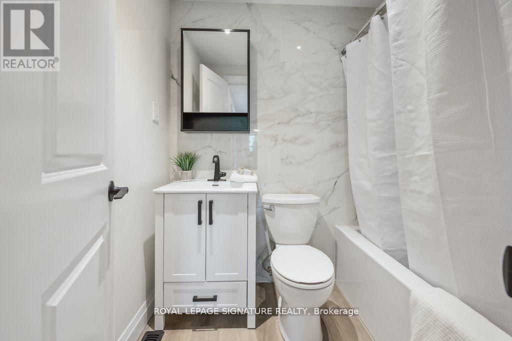 1856 JOHN STREET Image 14