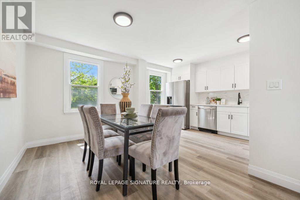 1856 JOHN STREET Image 3