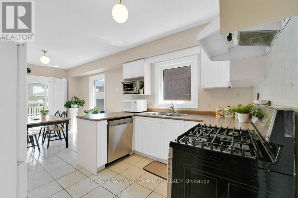 53 VIA JESSICA DRIVE Image 13