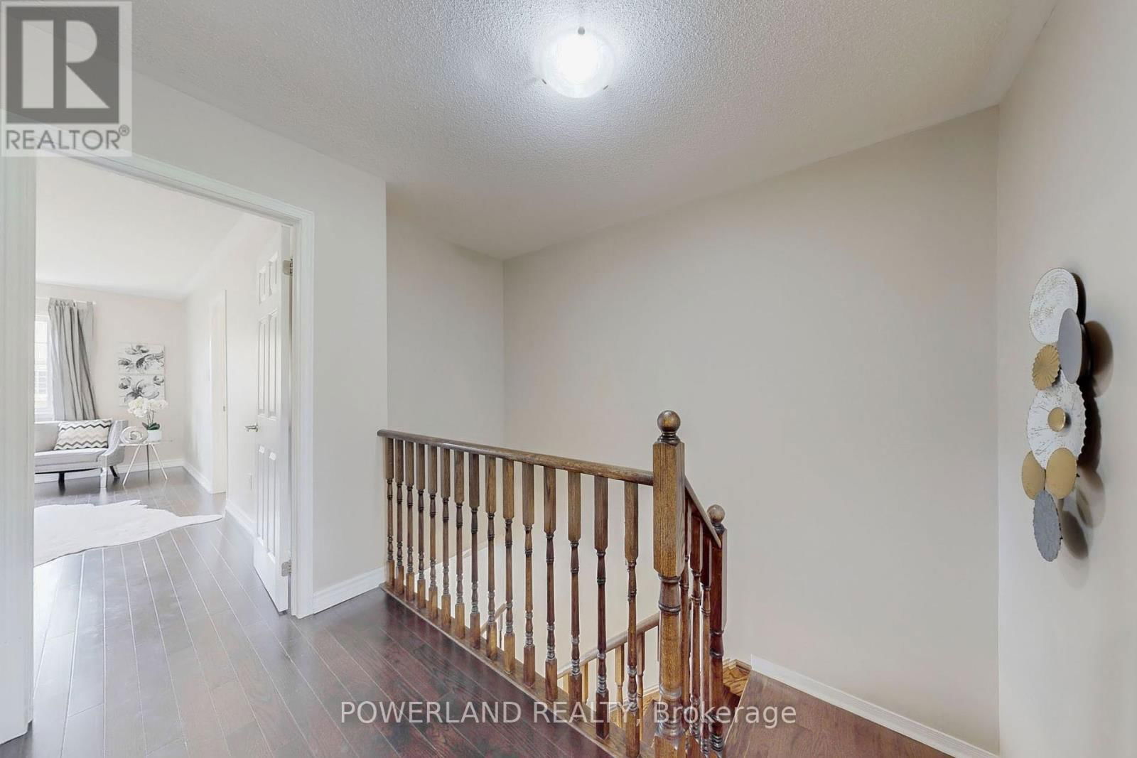 111 SPRUCE PINE CRESCENT Image 19