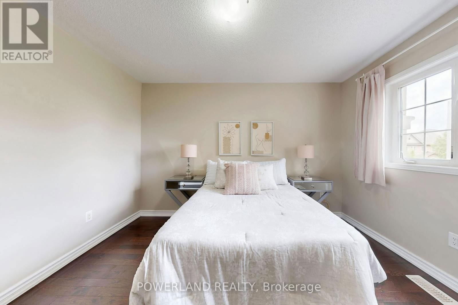111 SPRUCE PINE CRESCENT Image 26