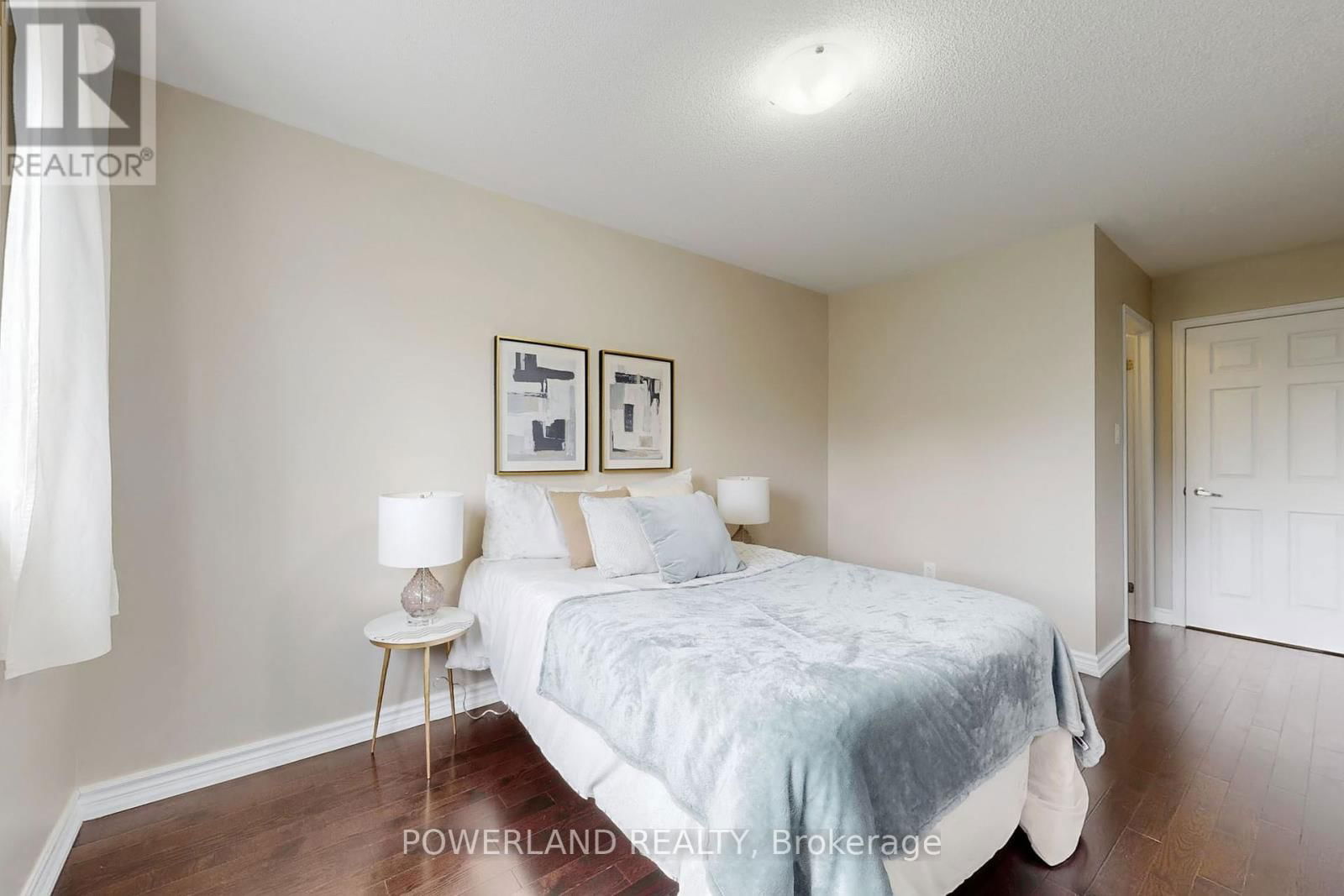 111 SPRUCE PINE CRESCENT Image 30