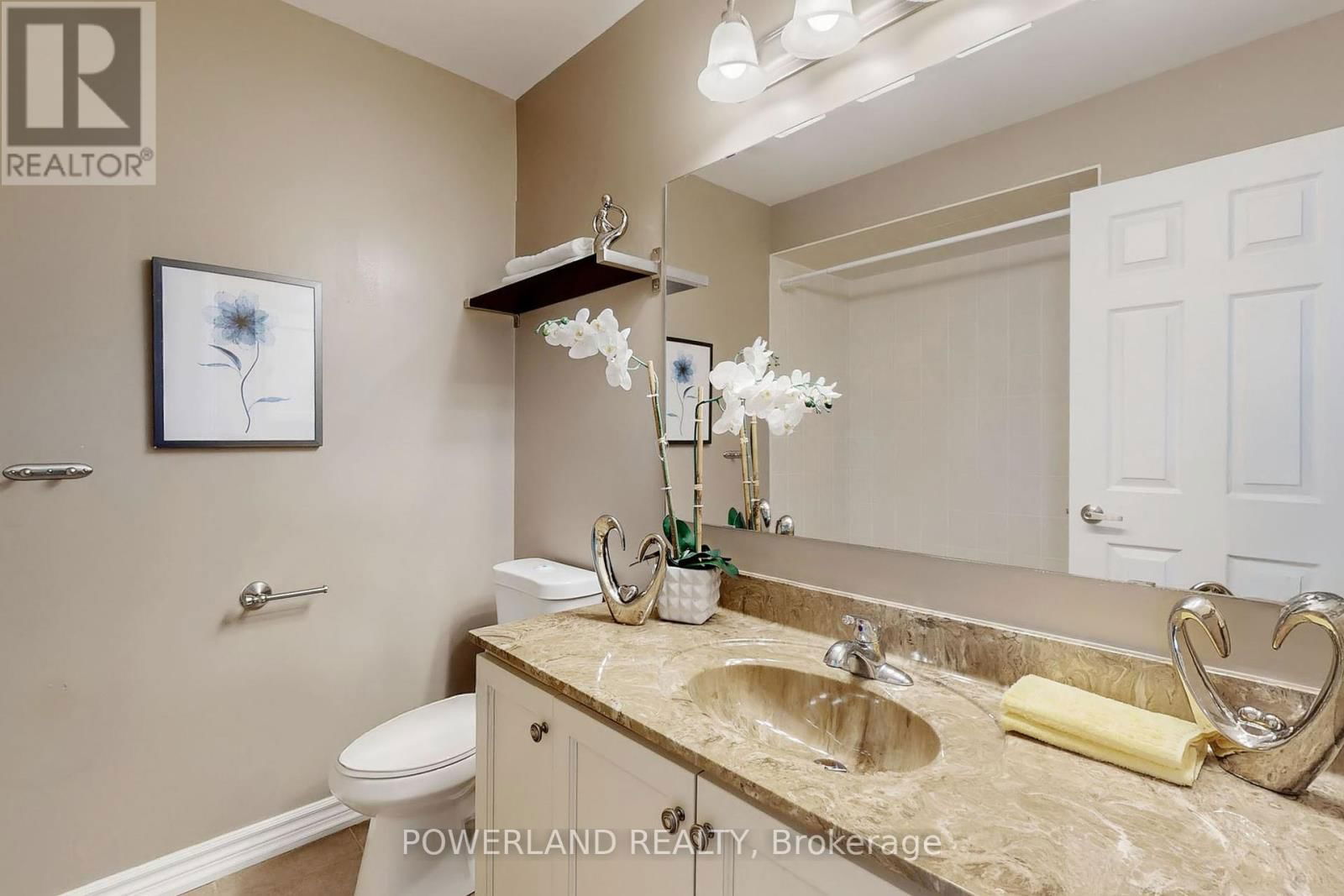 111 SPRUCE PINE CRESCENT Image 31