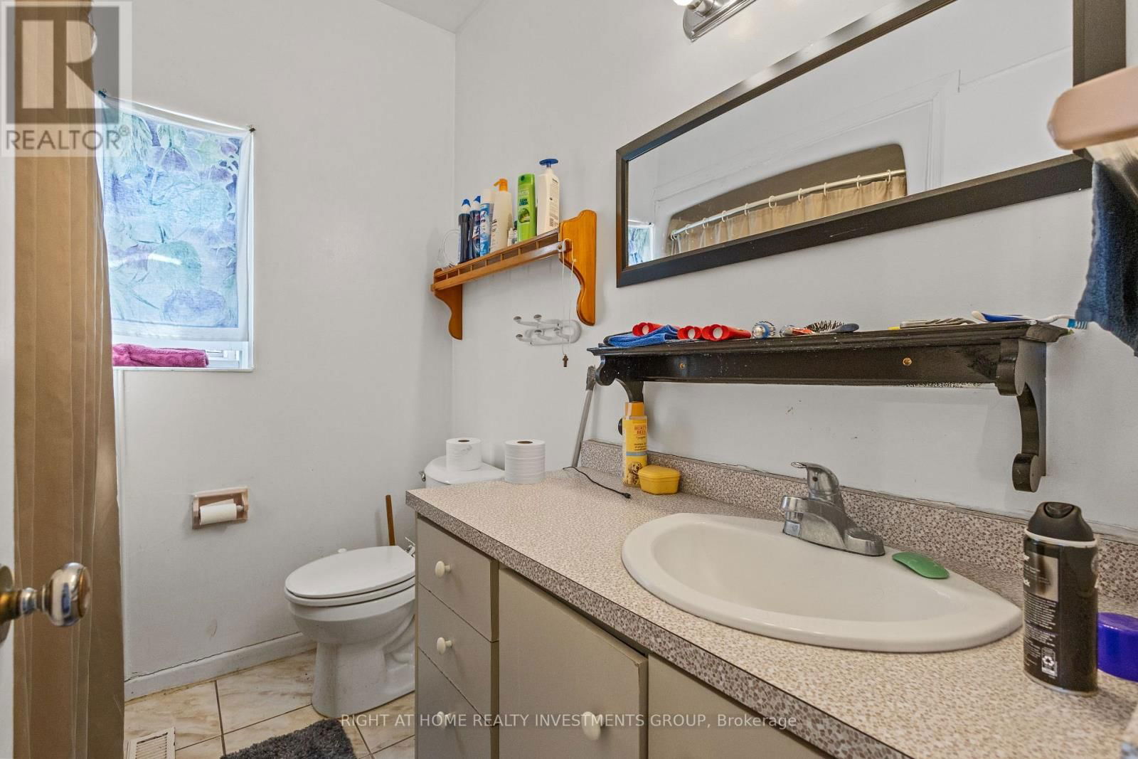 6745 MAIN STREET Image 10