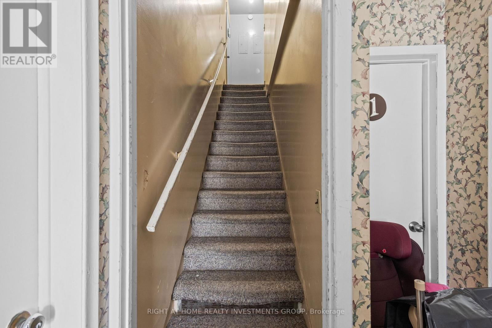 6745 MAIN STREET Image 14