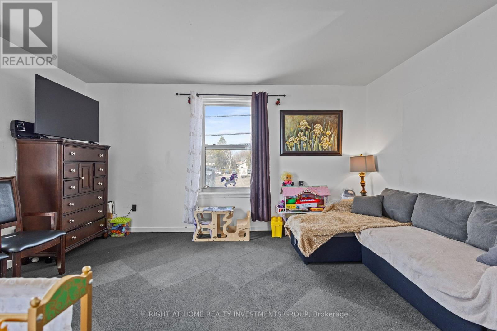 6745 MAIN STREET Image 18