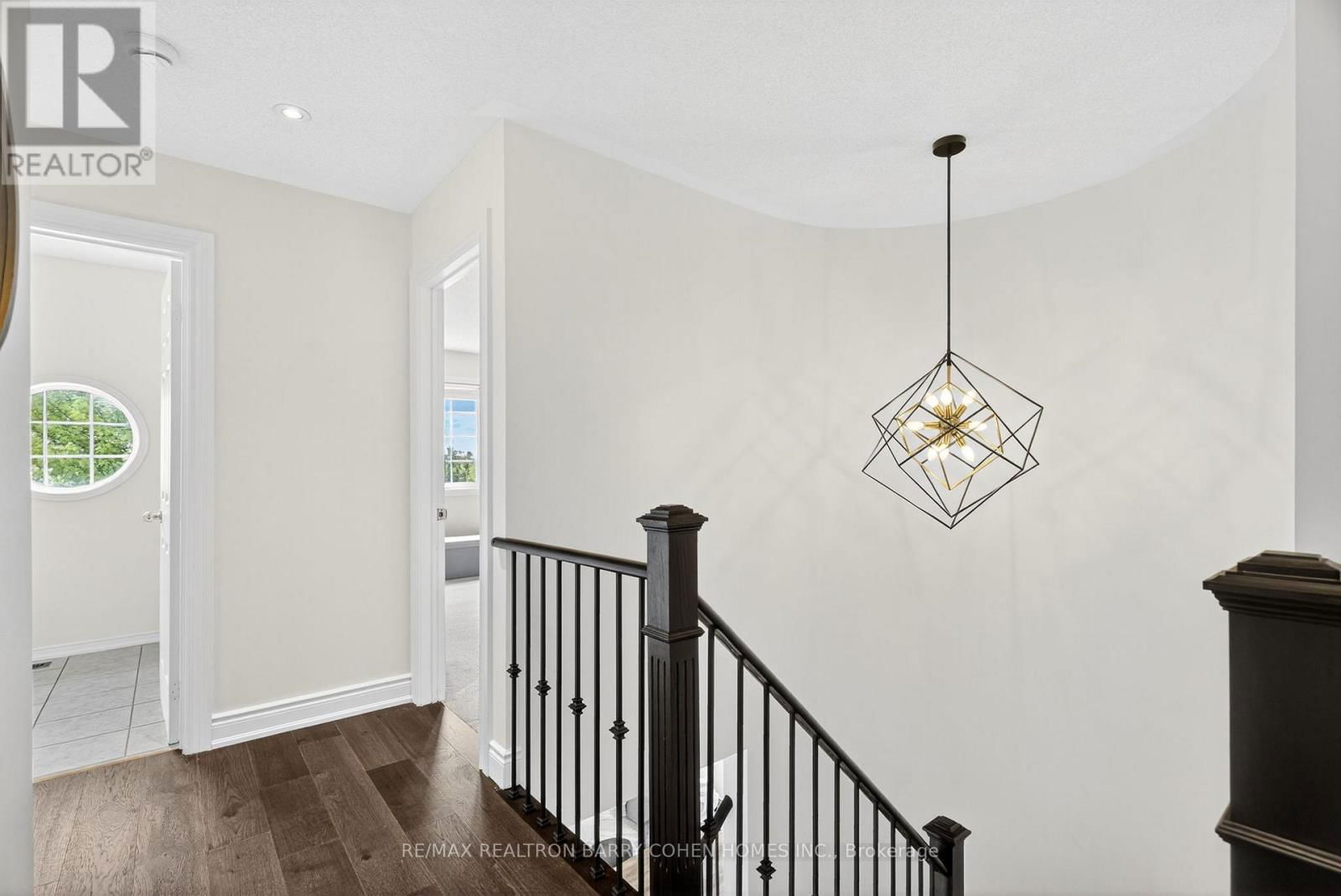 16 MORAINE RIDGE DRIVE Image 19