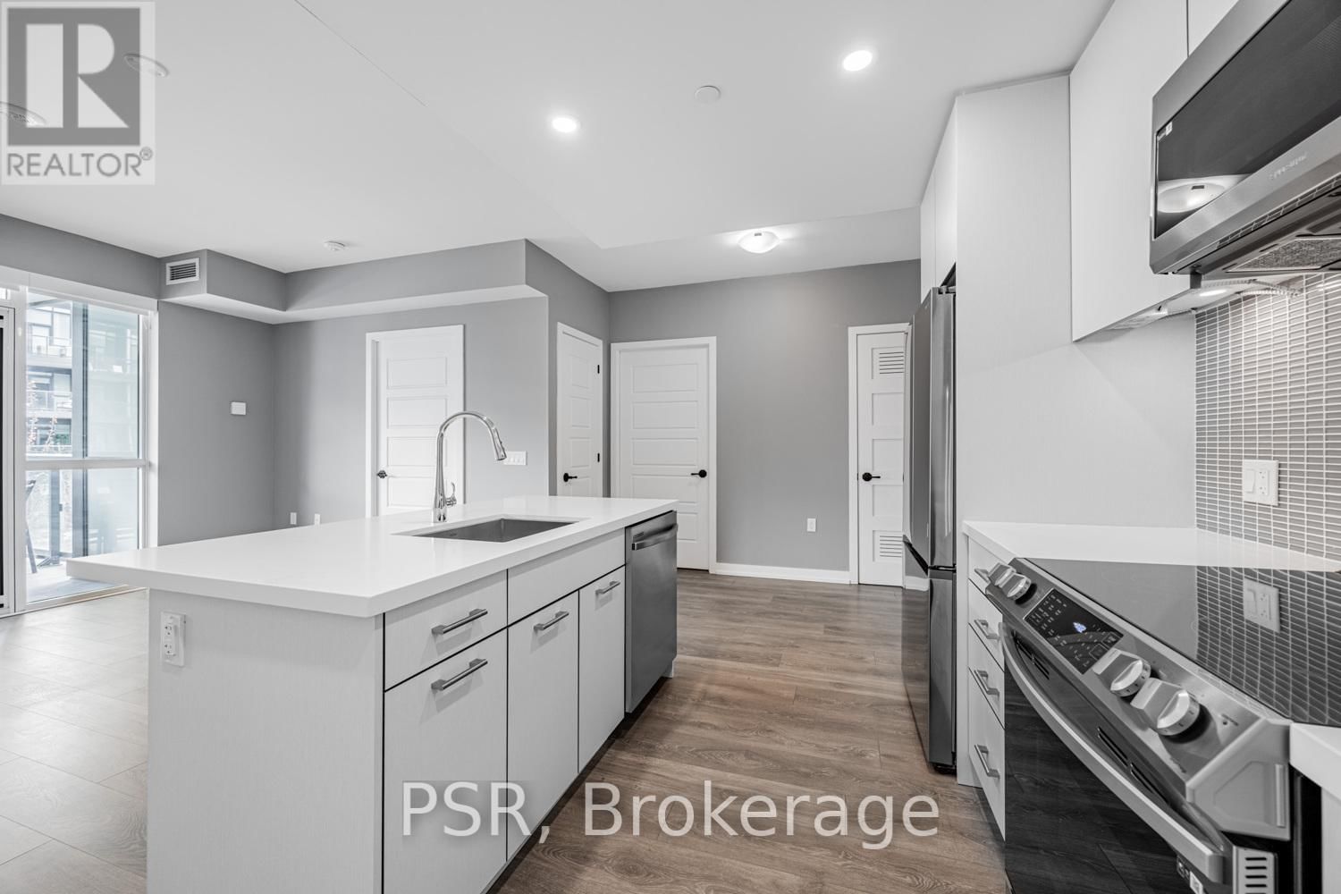 233 - 415 SEA RAY AVENUE Image 11