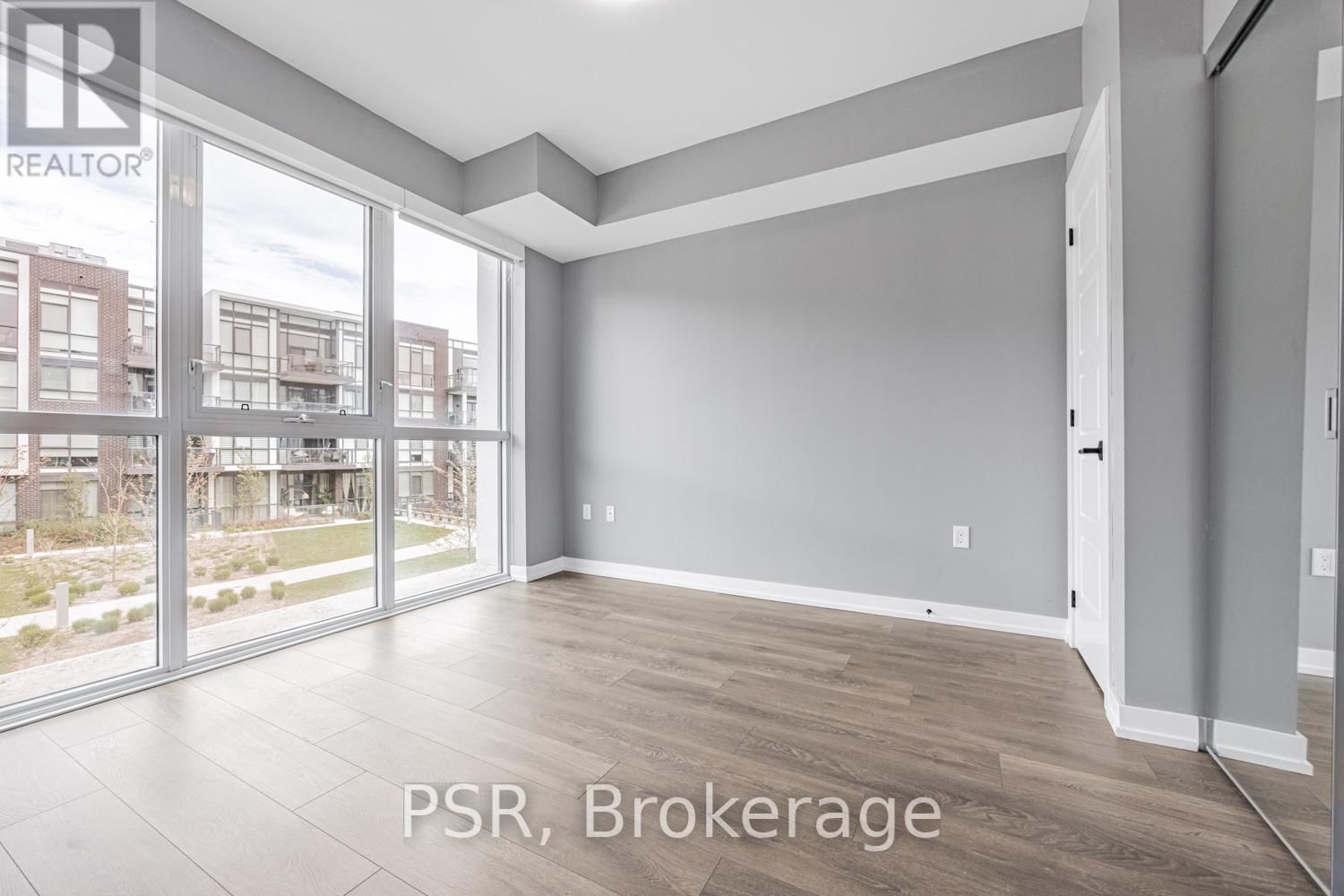 233 - 415 SEA RAY AVENUE Image 17