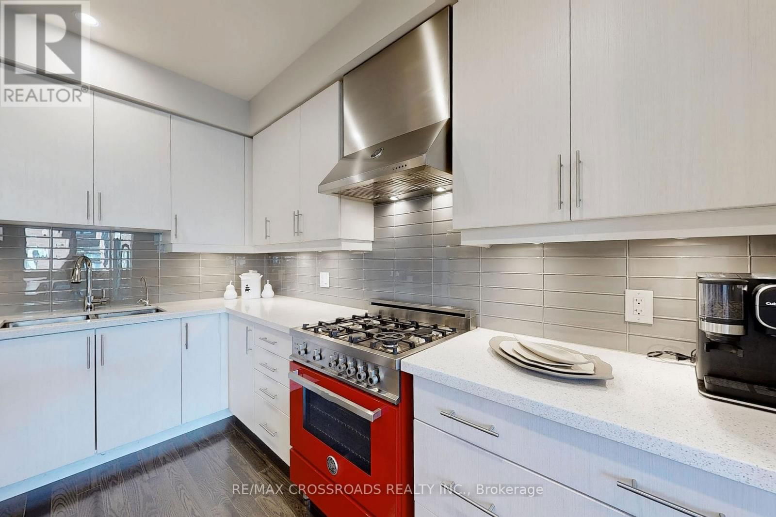 92 DARIOLE DRIVE Image 13