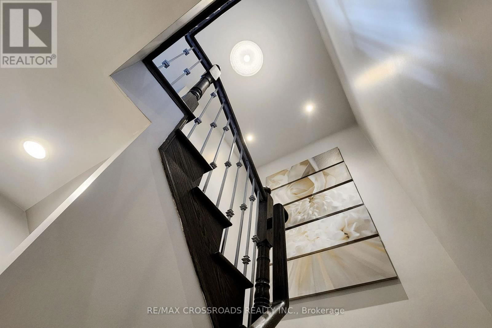92 DARIOLE DRIVE Image 18