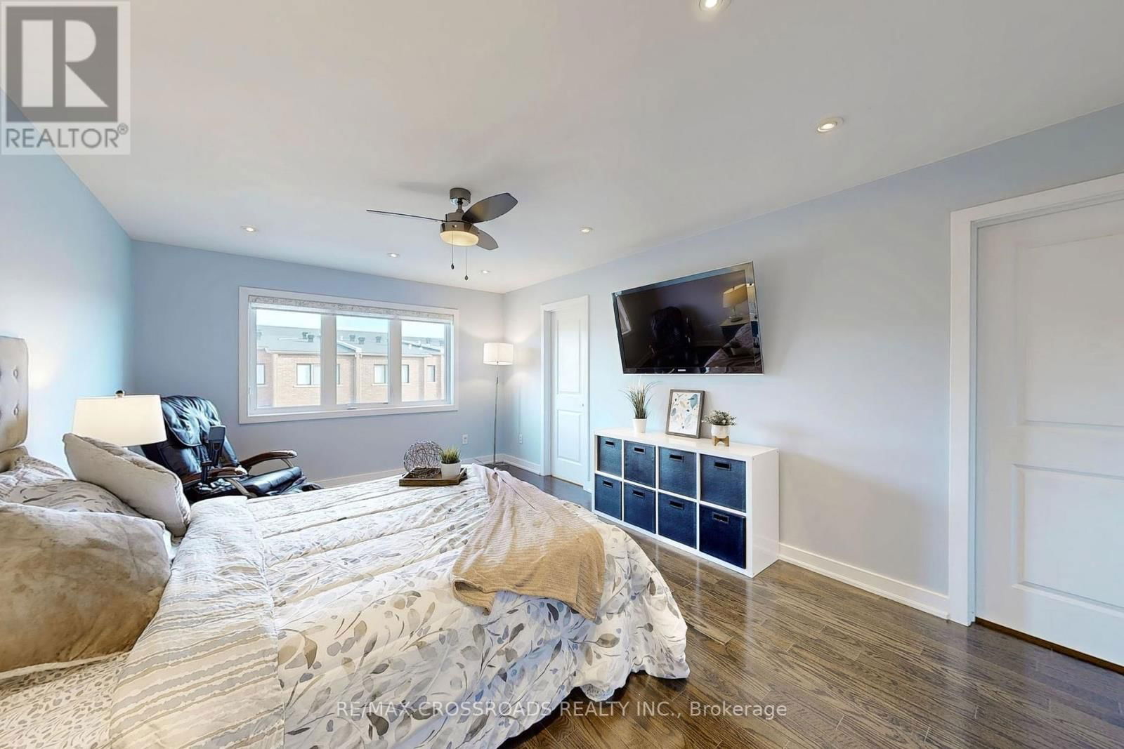 92 DARIOLE DRIVE Image 27