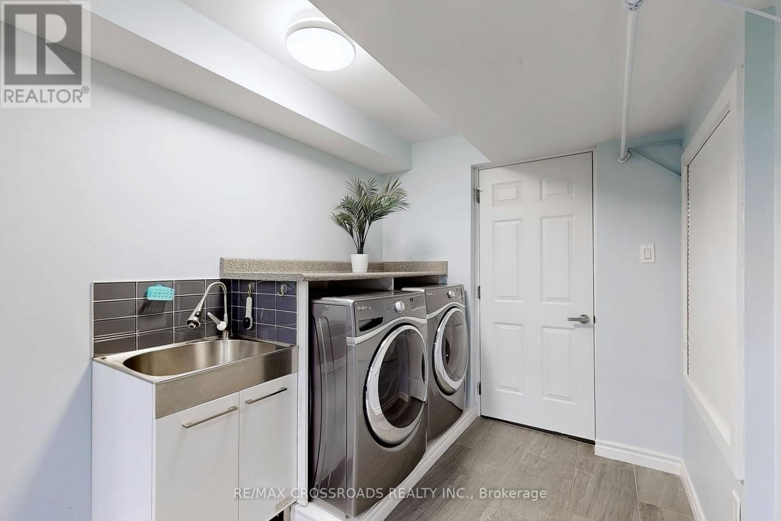 92 DARIOLE DRIVE Image 43