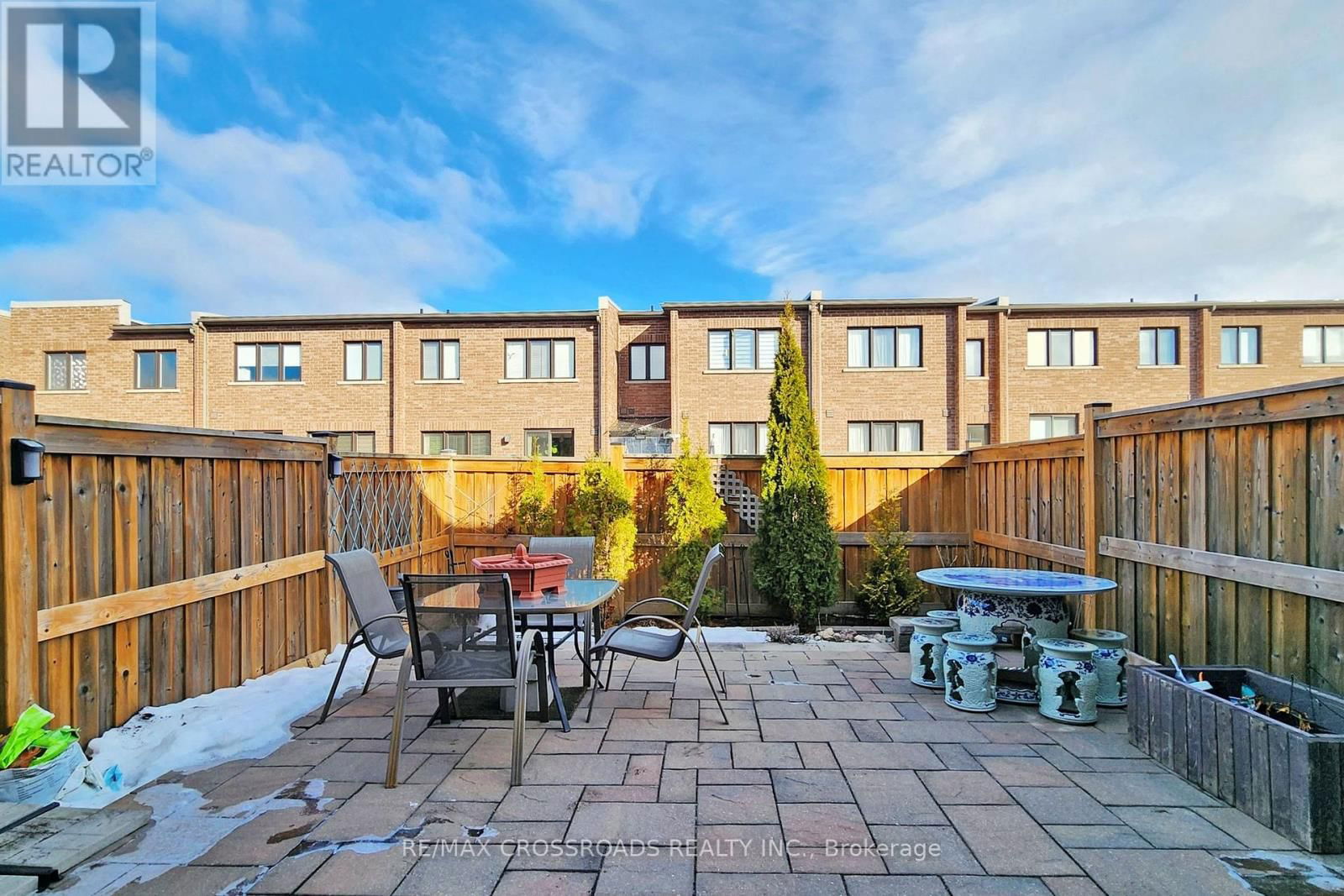92 DARIOLE DRIVE Image 47