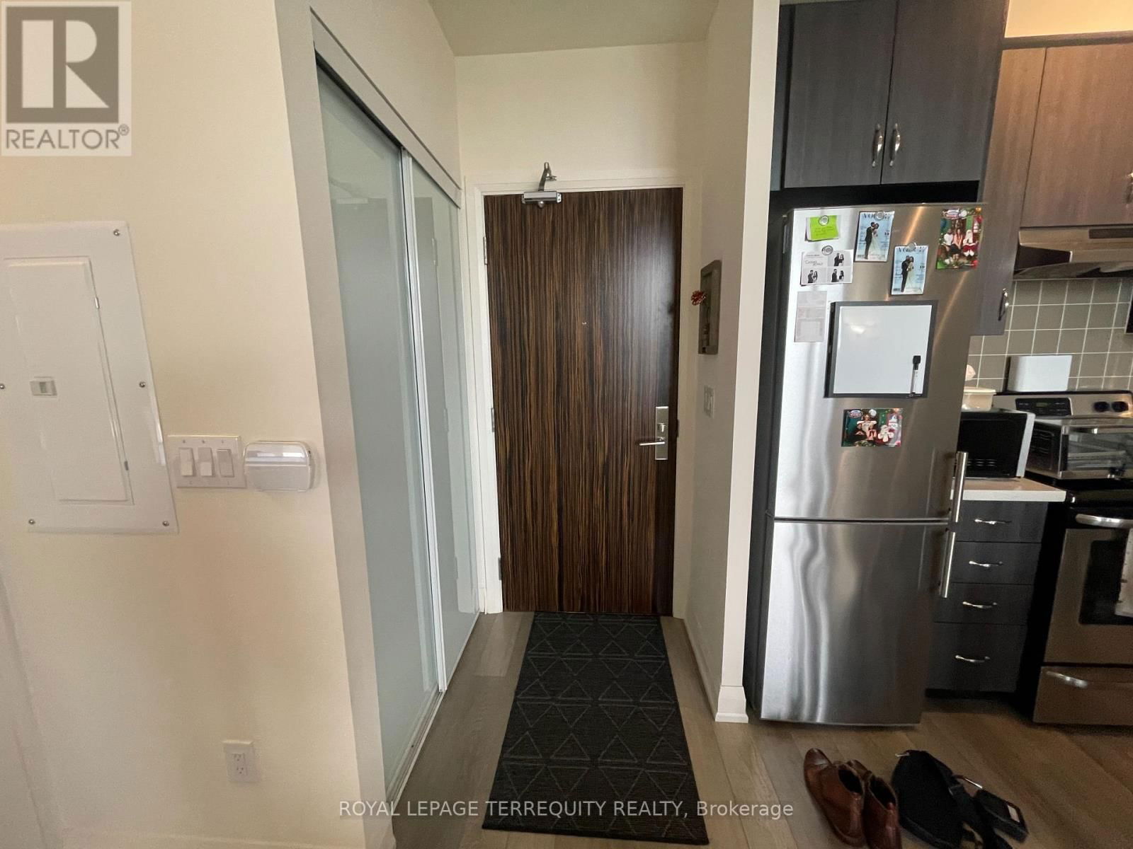 320 - 8763 BAYVIEW AVENUE Image 5