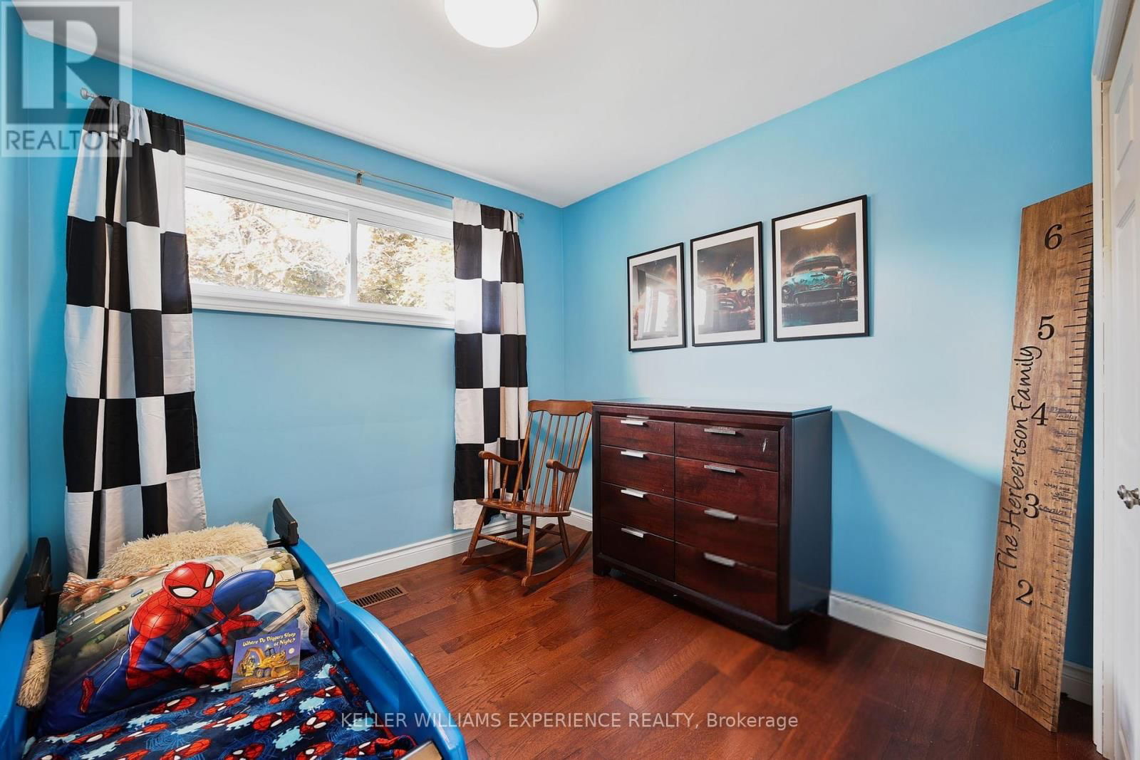 85 GLADMAN AVENUE Image 19
