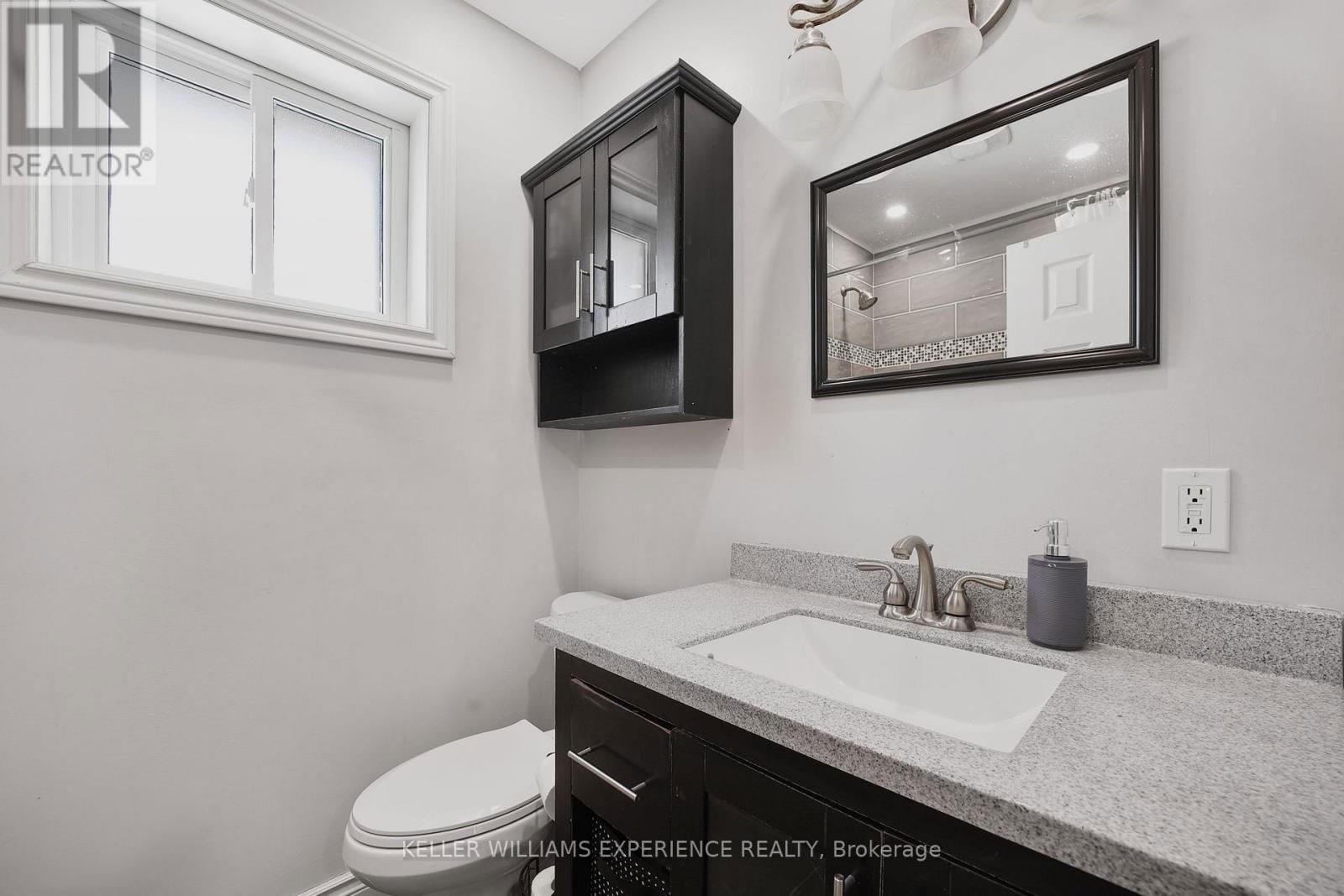 85 GLADMAN AVENUE Image 21