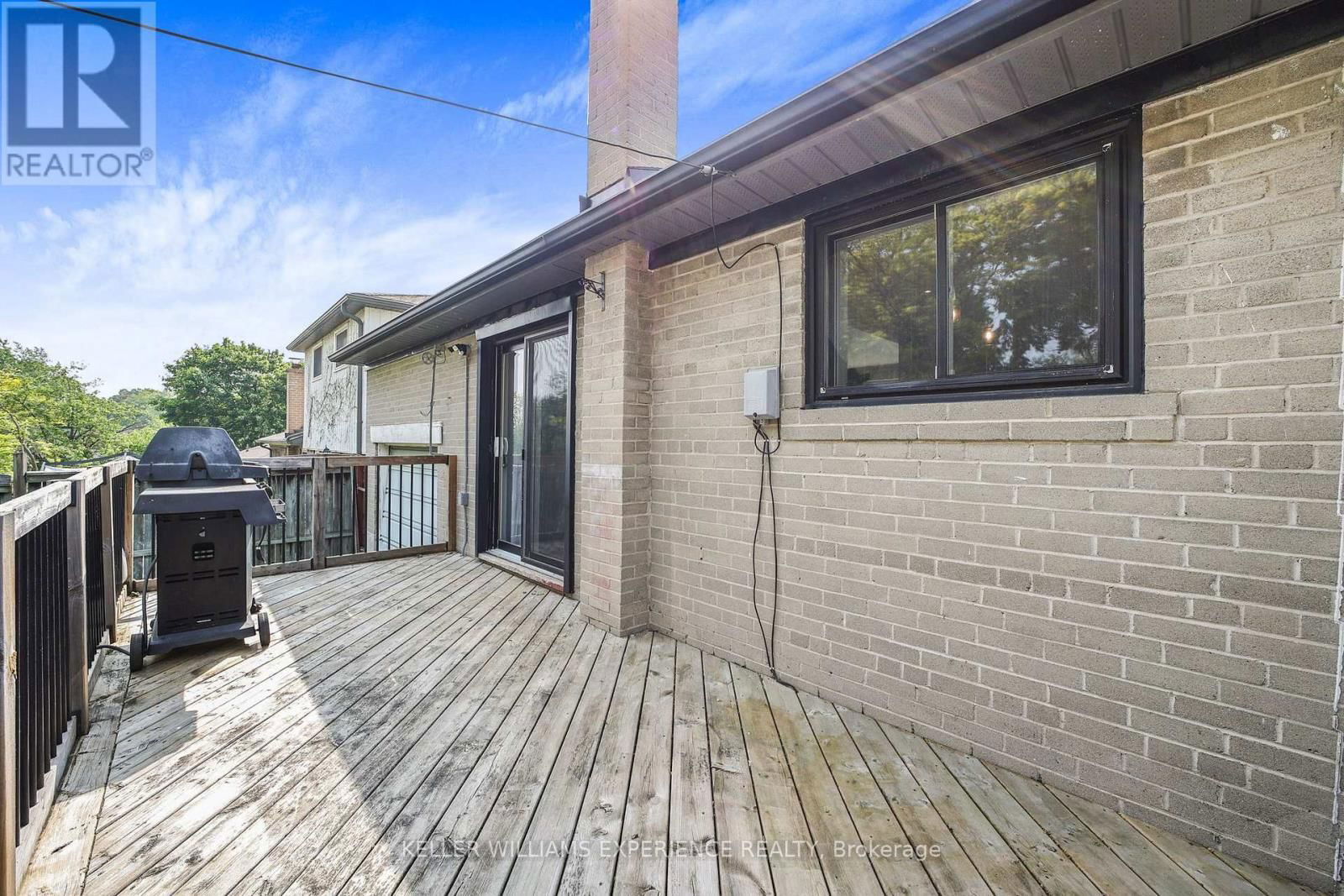85 GLADMAN AVENUE Image 36