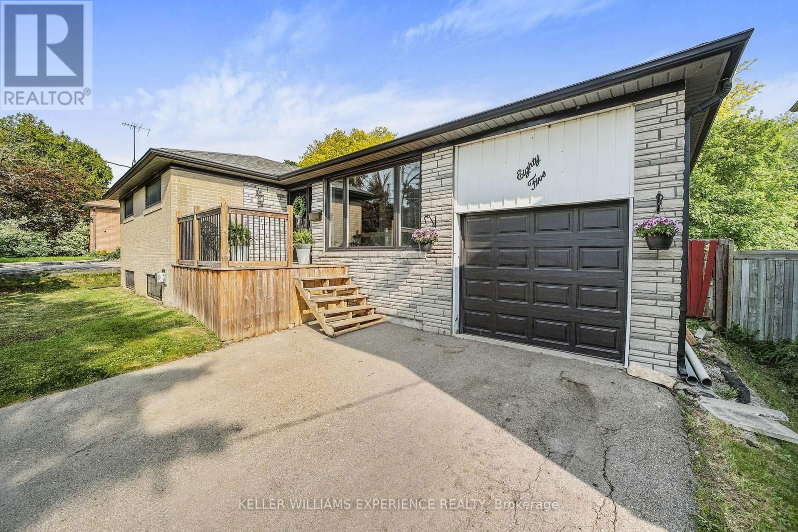85 GLADMAN AVENUE Image 6