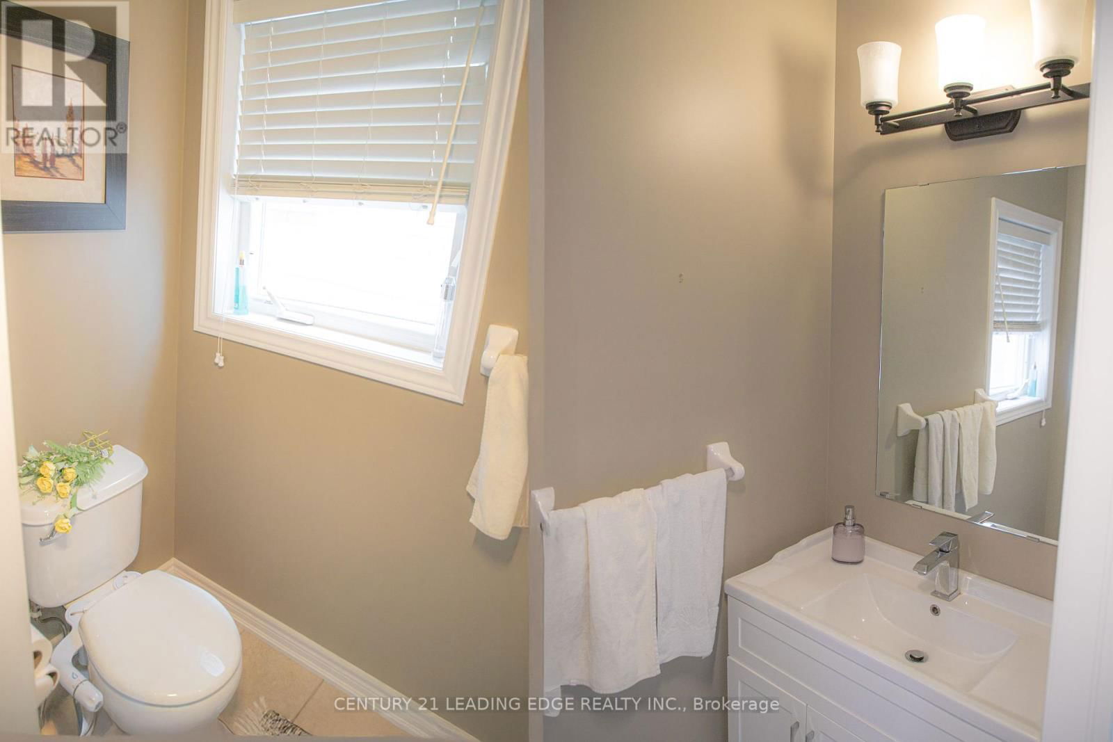 112 LORMEL GATE Image 15