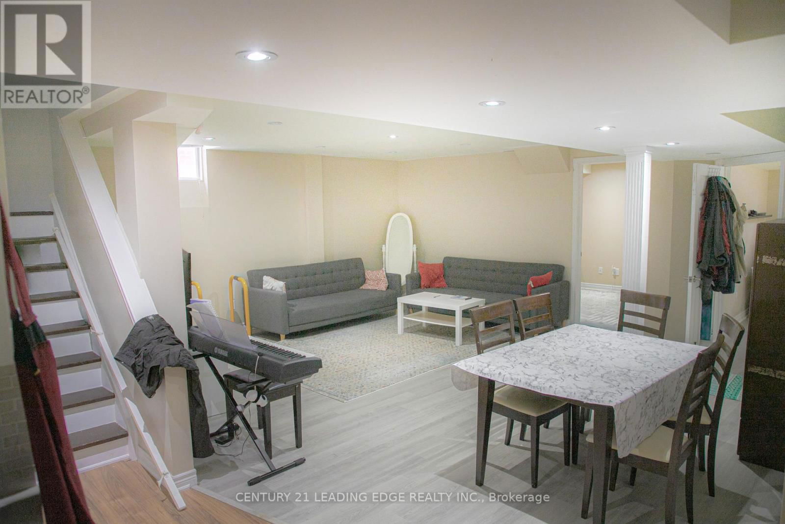 112 LORMEL GATE Image 30