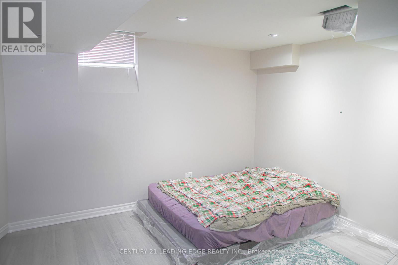 112 LORMEL GATE Image 35