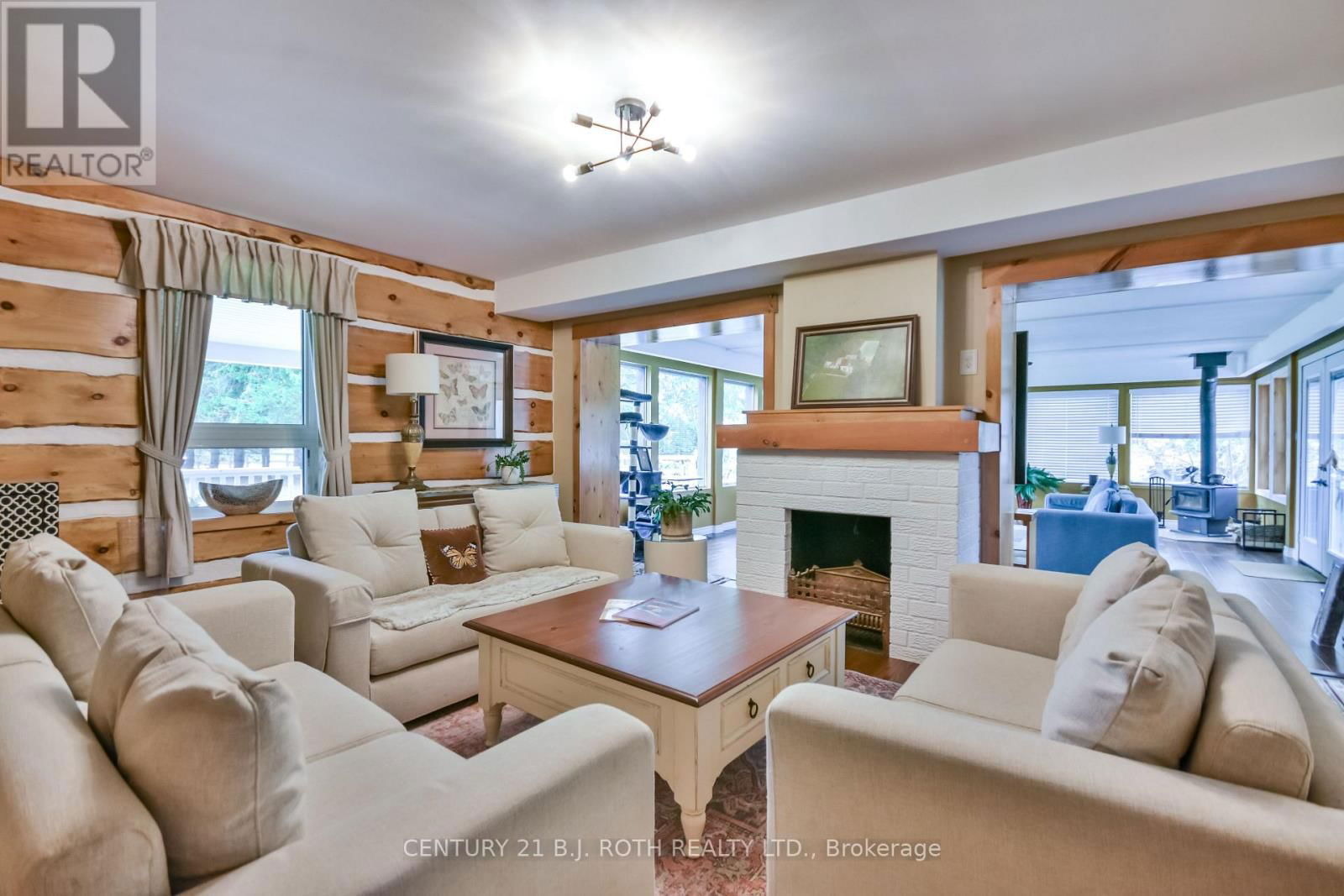 8726 9TH LINE Image 16