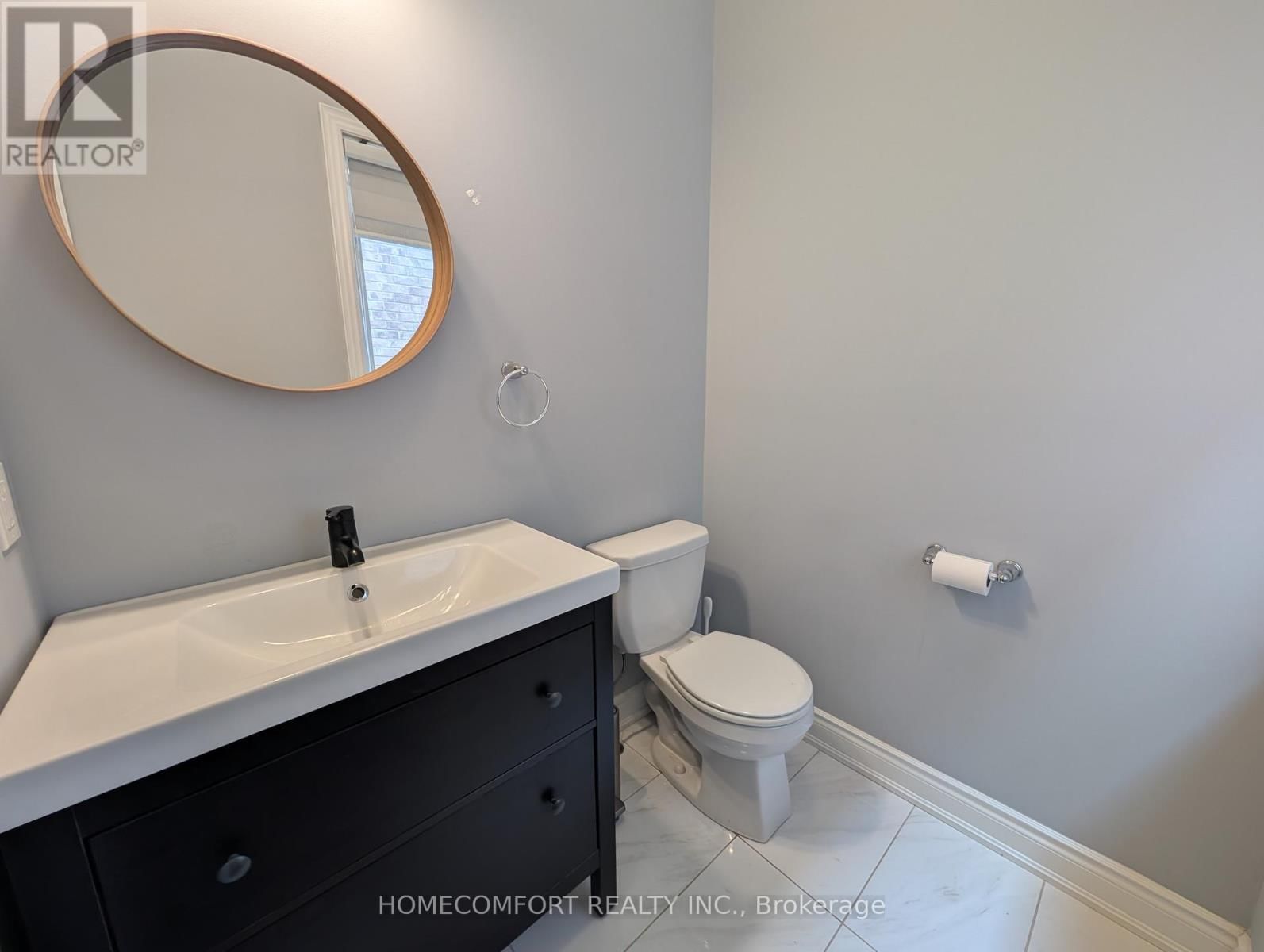230 PARADELLE DRIVE Image 19