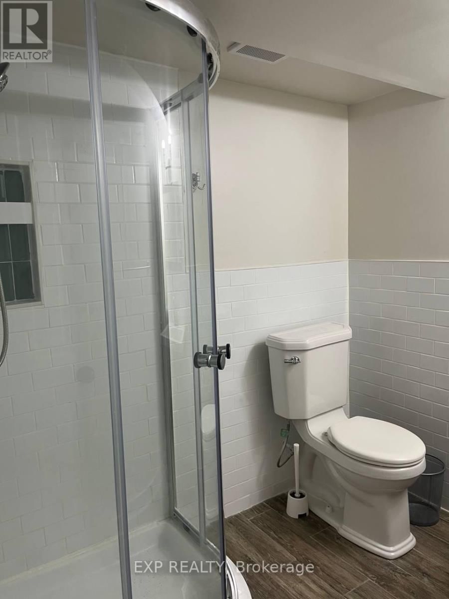 7 GLASS DRIVE Image 13