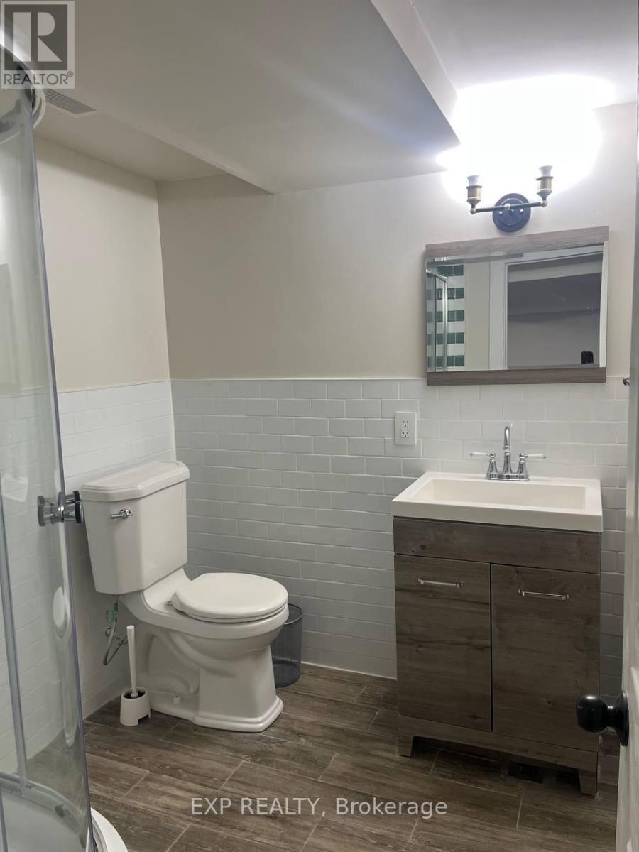 7 GLASS DRIVE Image 14