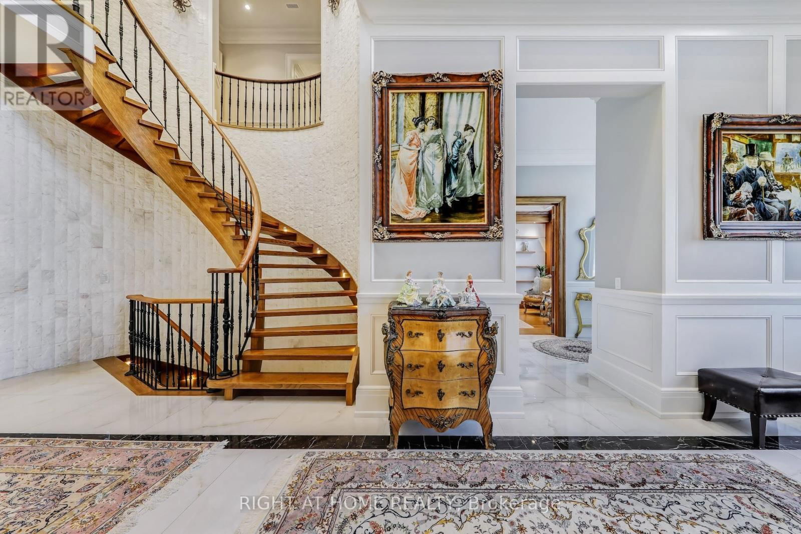 10 YONGEVIEW AVENUE Image 11