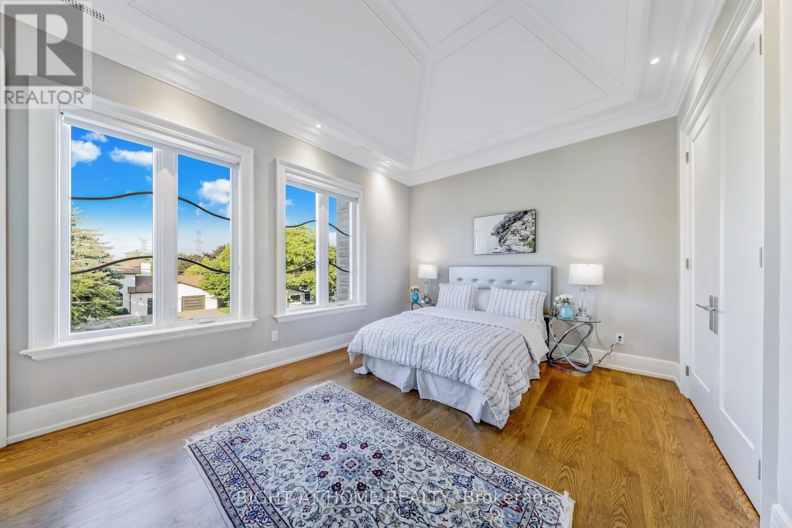 10 YONGEVIEW AVENUE Image 47