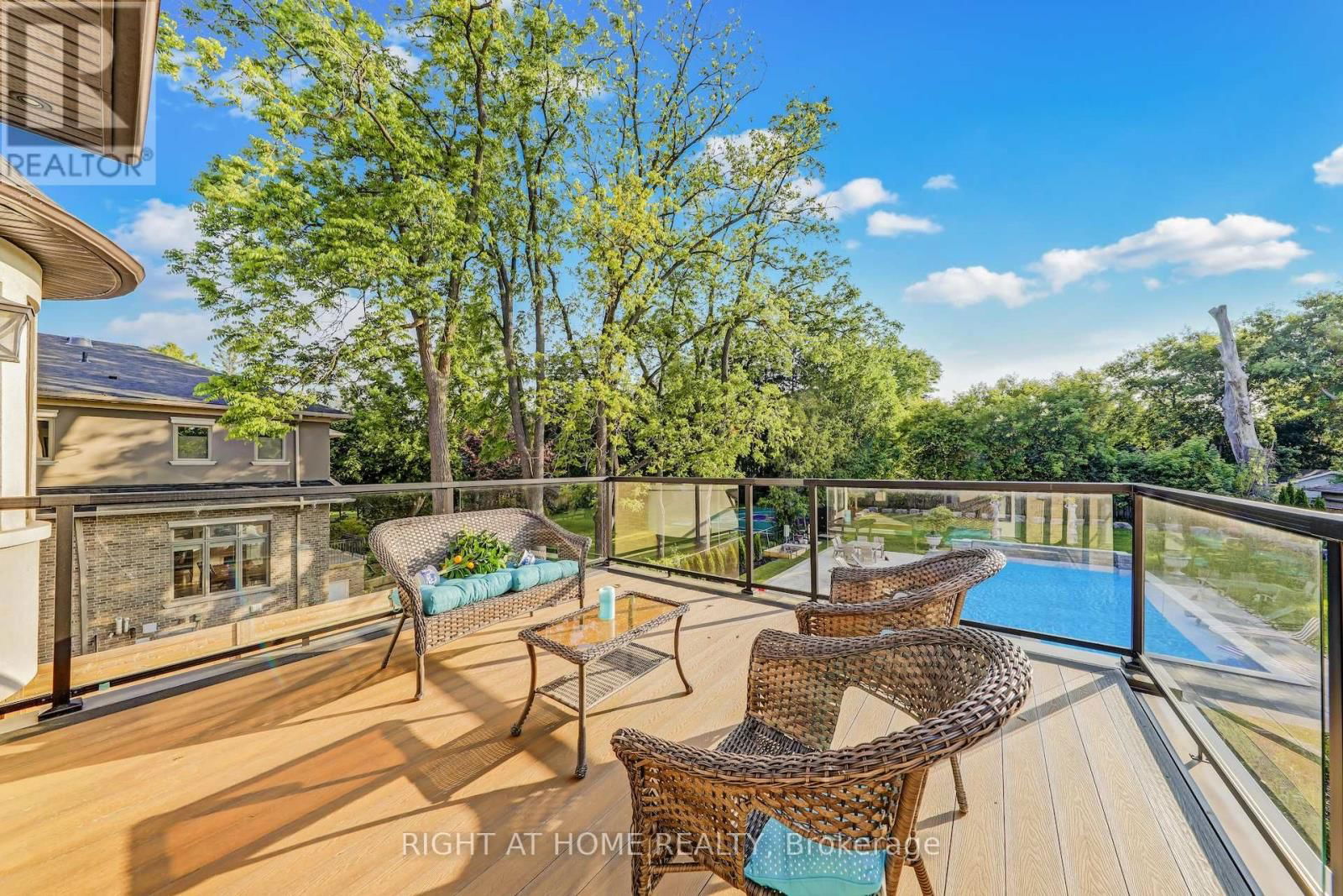 10 YONGEVIEW AVENUE Image 7