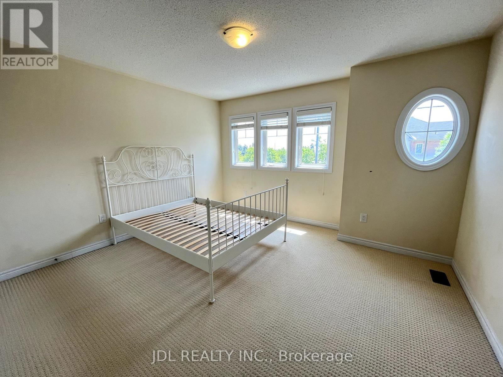 167 SHIRRICK DRIVE Image 17