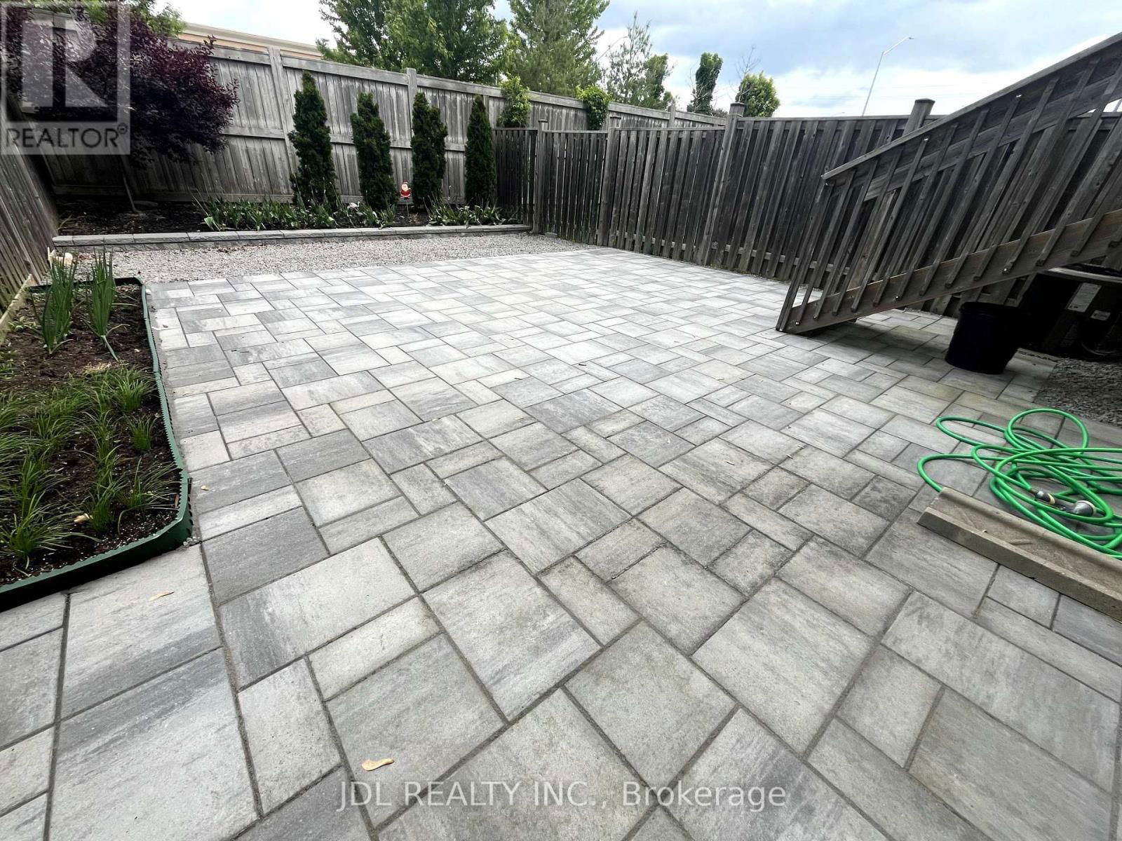 167 SHIRRICK DRIVE Image 25