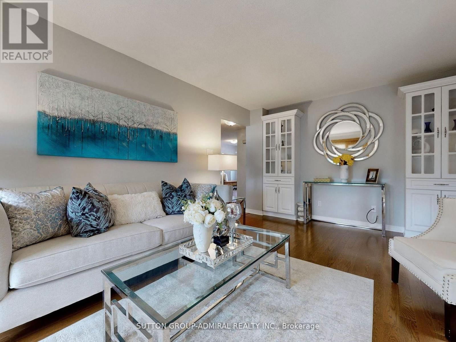 308 PETHERAM PLACE Image 15