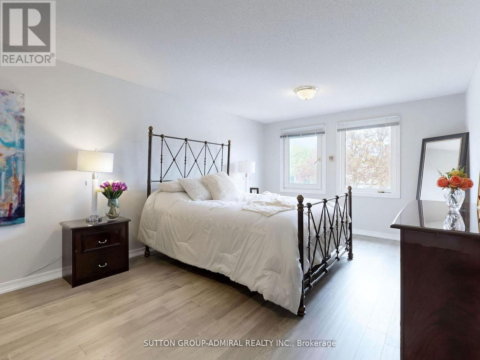308 PETHERAM PLACE Image 19