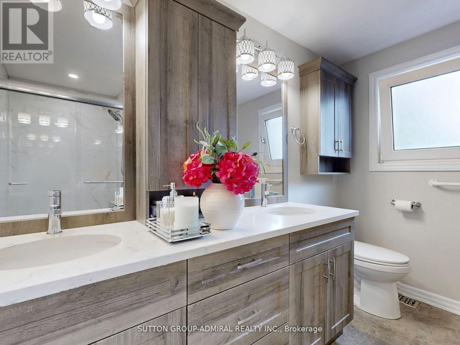 308 PETHERAM PLACE Image 21