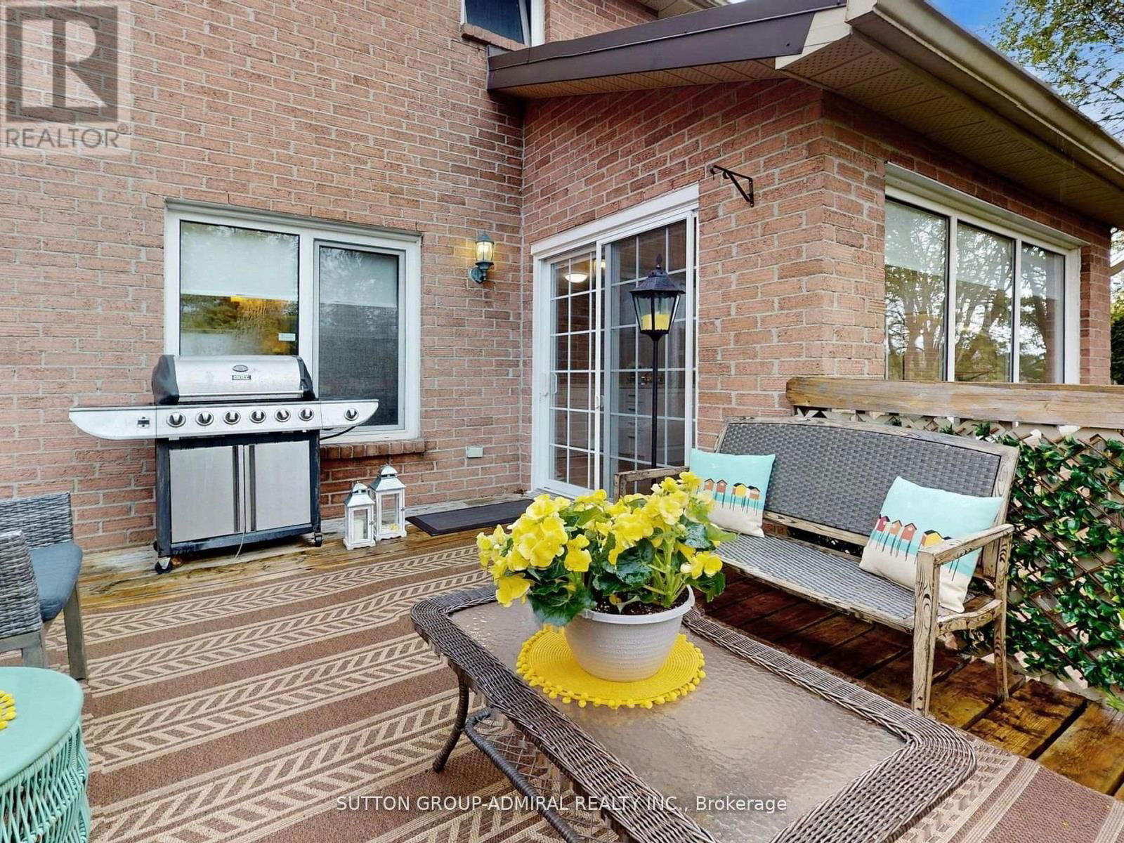 308 PETHERAM PLACE Image 31