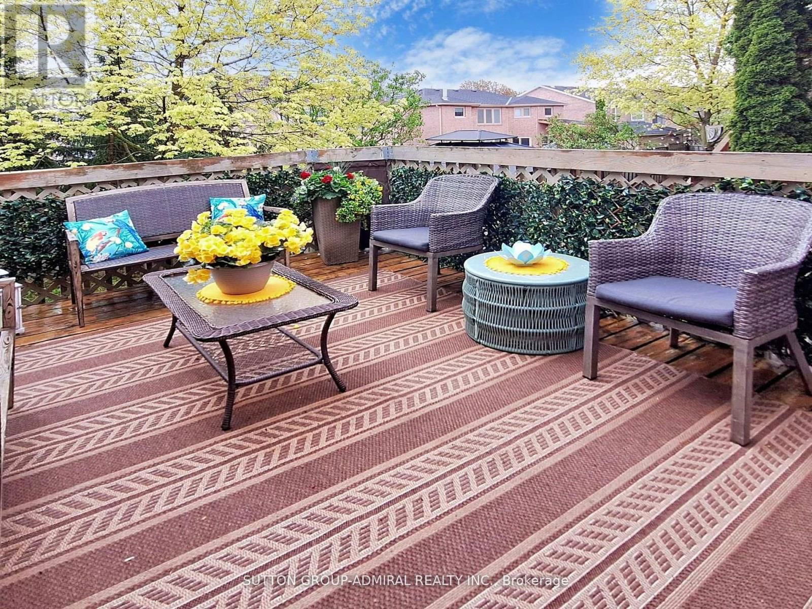 308 PETHERAM PLACE Image 32