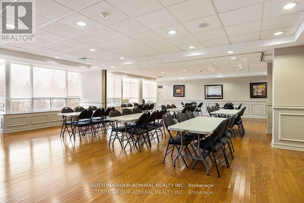 602 - 11 TOWNSGATE DRIVE Image 33